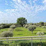 Feels Like Home Juan Flore - Air-Conditioned Furnished Apartment With Terrace & Parking