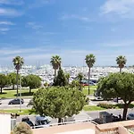 Modern Studio Apt W/Balcony/Port Views/Nr Old Town