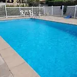 Nice Studio 30 M With Terrace And Pool