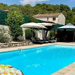 Family Villa With Pool And Ac In Antibes