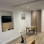 Antibes : Beau Studio En Plein Centre Ville