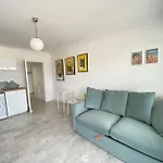 06At2 - Cosy Seaside T2 Ideally Located