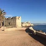 Juan Les Pins, T2 Cosy Et Confortable, Avec Parking En Sous-Sol, Proche Plages Et Commerces