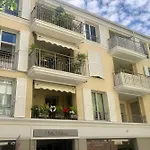 Centre Beau Logement T3 6 P Terrasse Wifi Pkg Clim