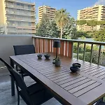Cozy Flat With Pool And Balcony