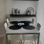Bright Apartment - Sea View