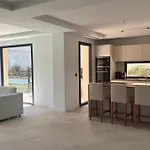 Beautiful Luxury Villa With Pool In Antibes