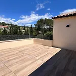 Beautiful Luxury Villa With Pool In Antibes