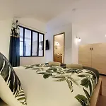 Les Marc - 5 Logements Dans Le Vieil Antibes