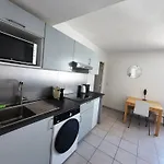 Plage De Juan Les Pins - Apartment With Air Conditioner
