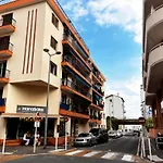 Plage De Juan Les Pins - Apartment With Air Conditioner