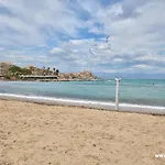 Tamanaco Beach
