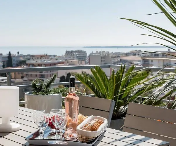 Antibes Juan