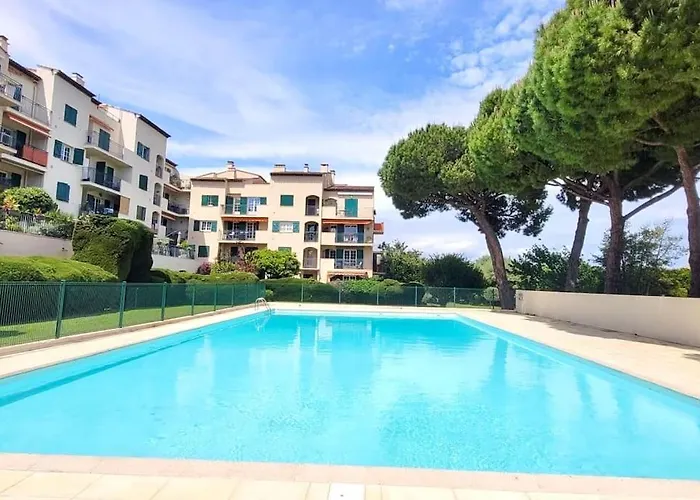 Appartement Spacieux ,4 Pers,Piscine & Vue Mer