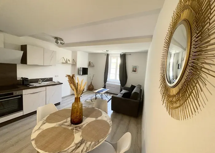 Spacieux Studio - Vieil Antibes