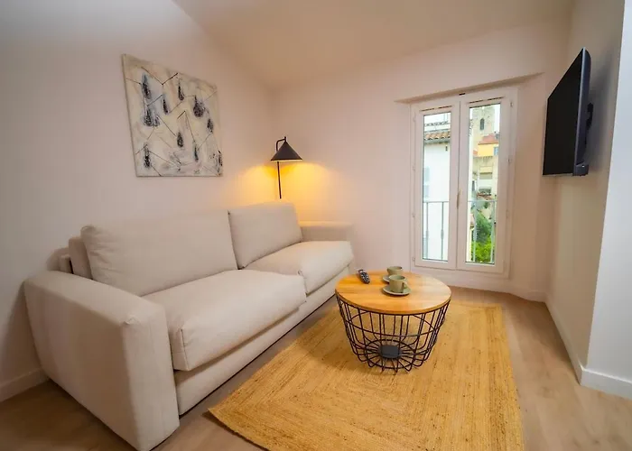#402 Heart Of Vieil Antibes - Place Nationale-High-End Newly Renovated & Furnished Appartment