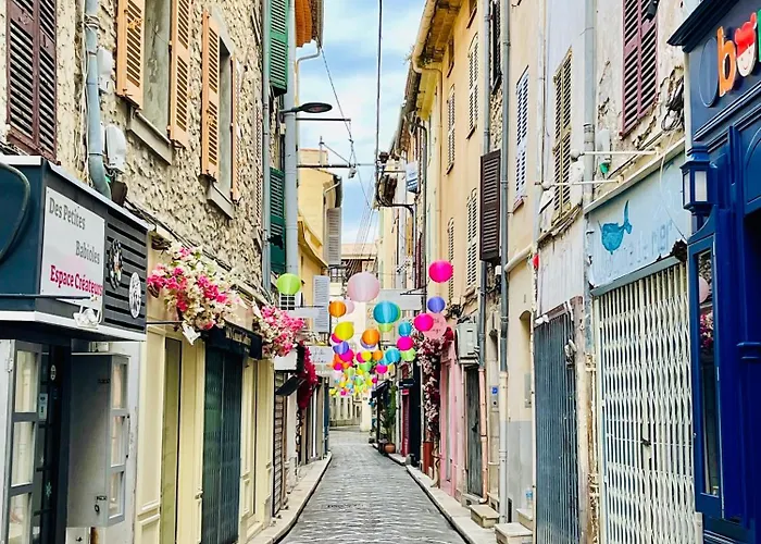 Artistic Antibes Apartment