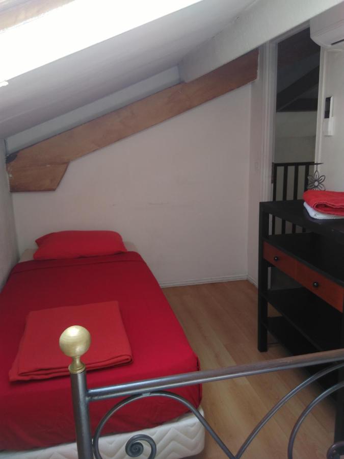 Albergue Crew Lighthouse Antibes