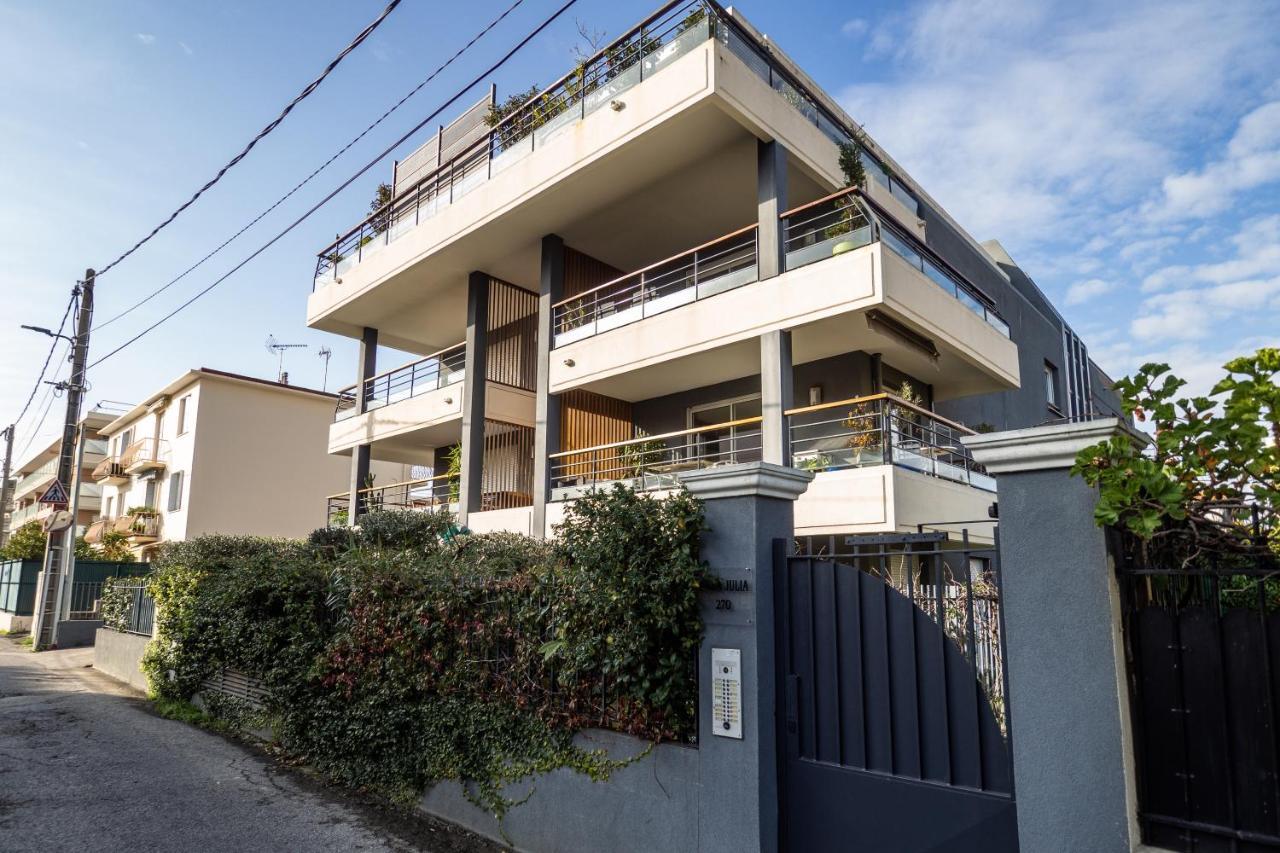 Tres Bel Apartment *