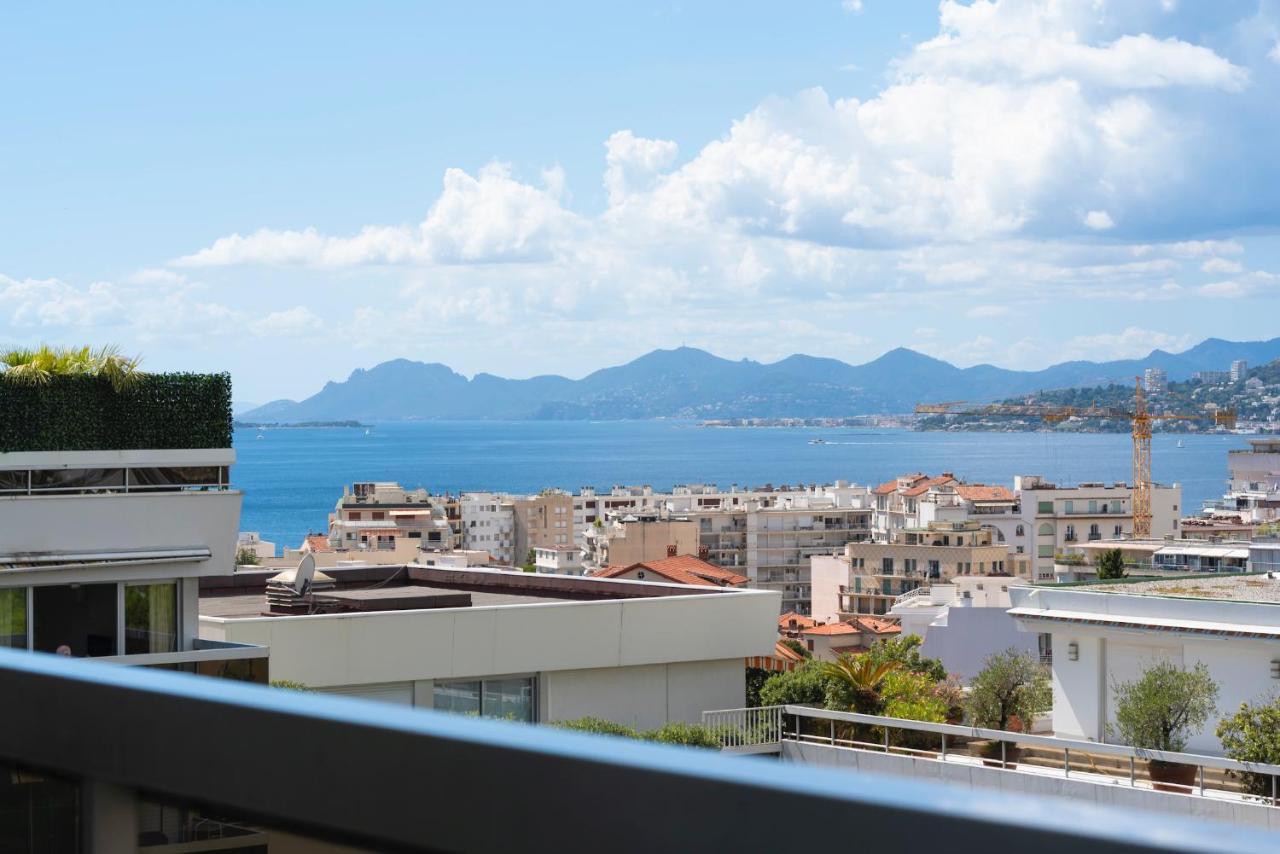 Coup De Coeur! Vue Mer! Terrasse Dangle! * Antibes