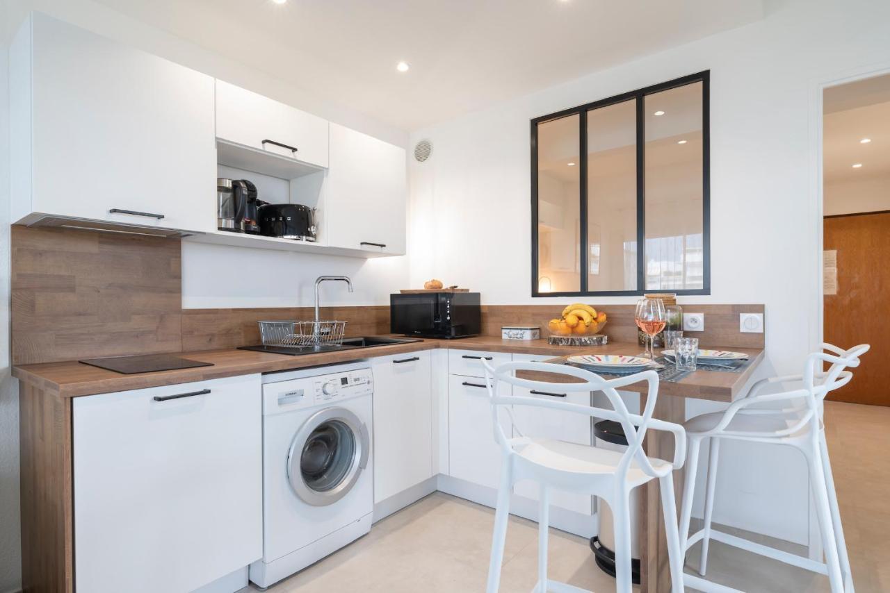 Coup De Coeur! Vue Mer! Terrasse Dangle! Apartment Antibes