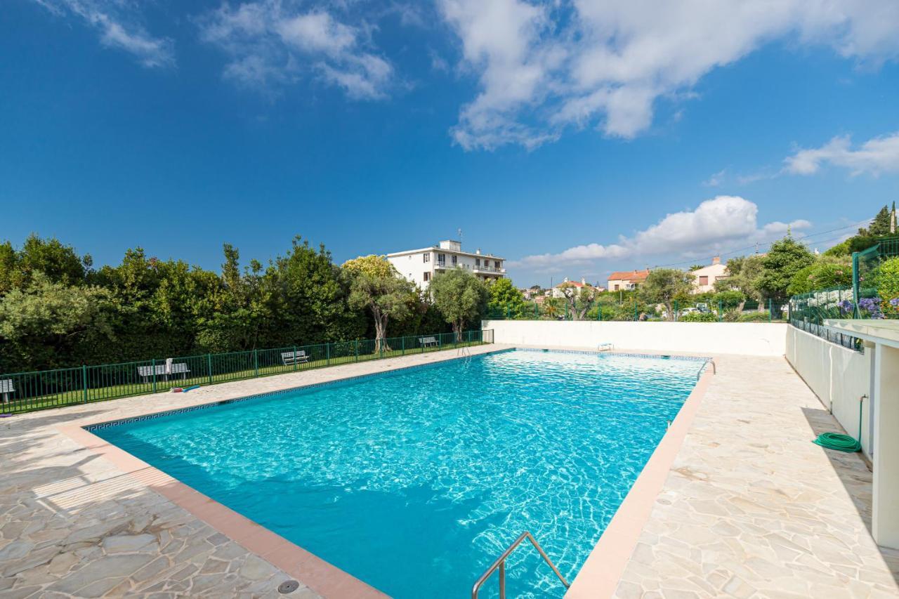 Apartment Sea View Large 2 Bdrs Swimming Pool & Parking