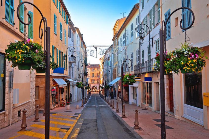 Gorgeous Brand New 2 Bedrooms Antibes