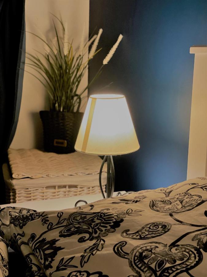 Feels Like Juan Flore - Air-conditioned Furnished With Terrace & Parking Appartement Antibes