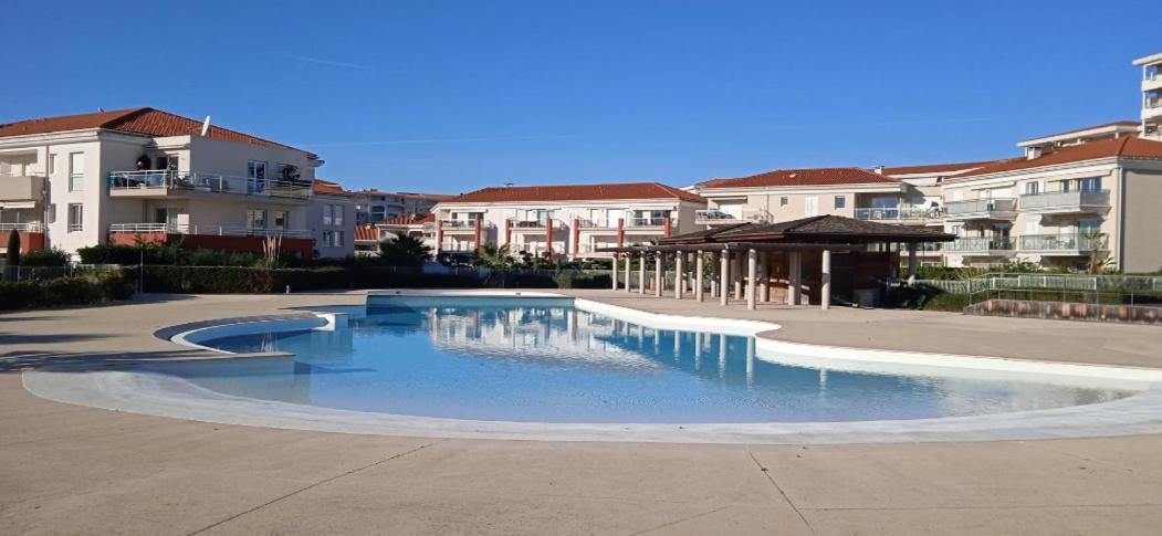 Feels Like Juan Flore - Air-conditioned Furnished With Terrace & Parking Appartement