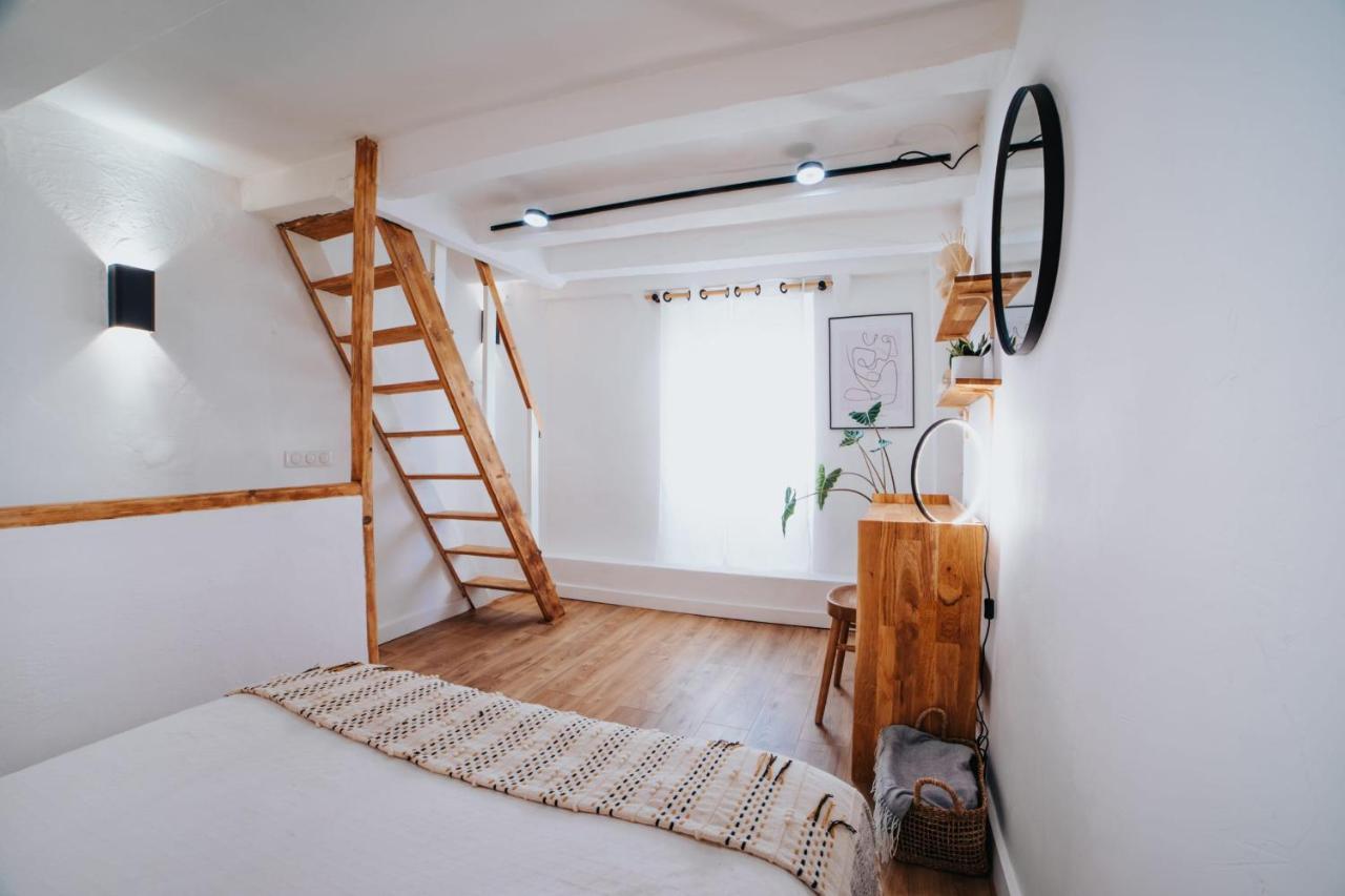 Perfect Family-oriented And Renovated Townhouse In The Old
