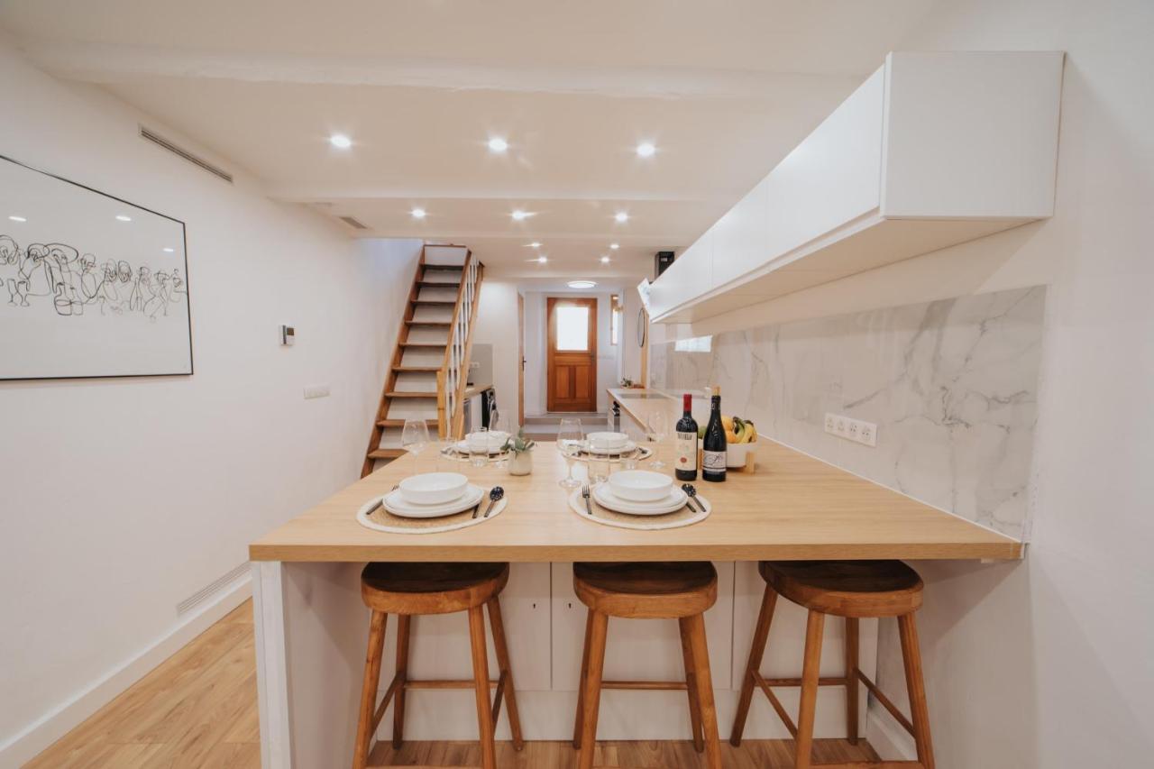 Perfect Family-oriented And Renovated Townhouse In The Old