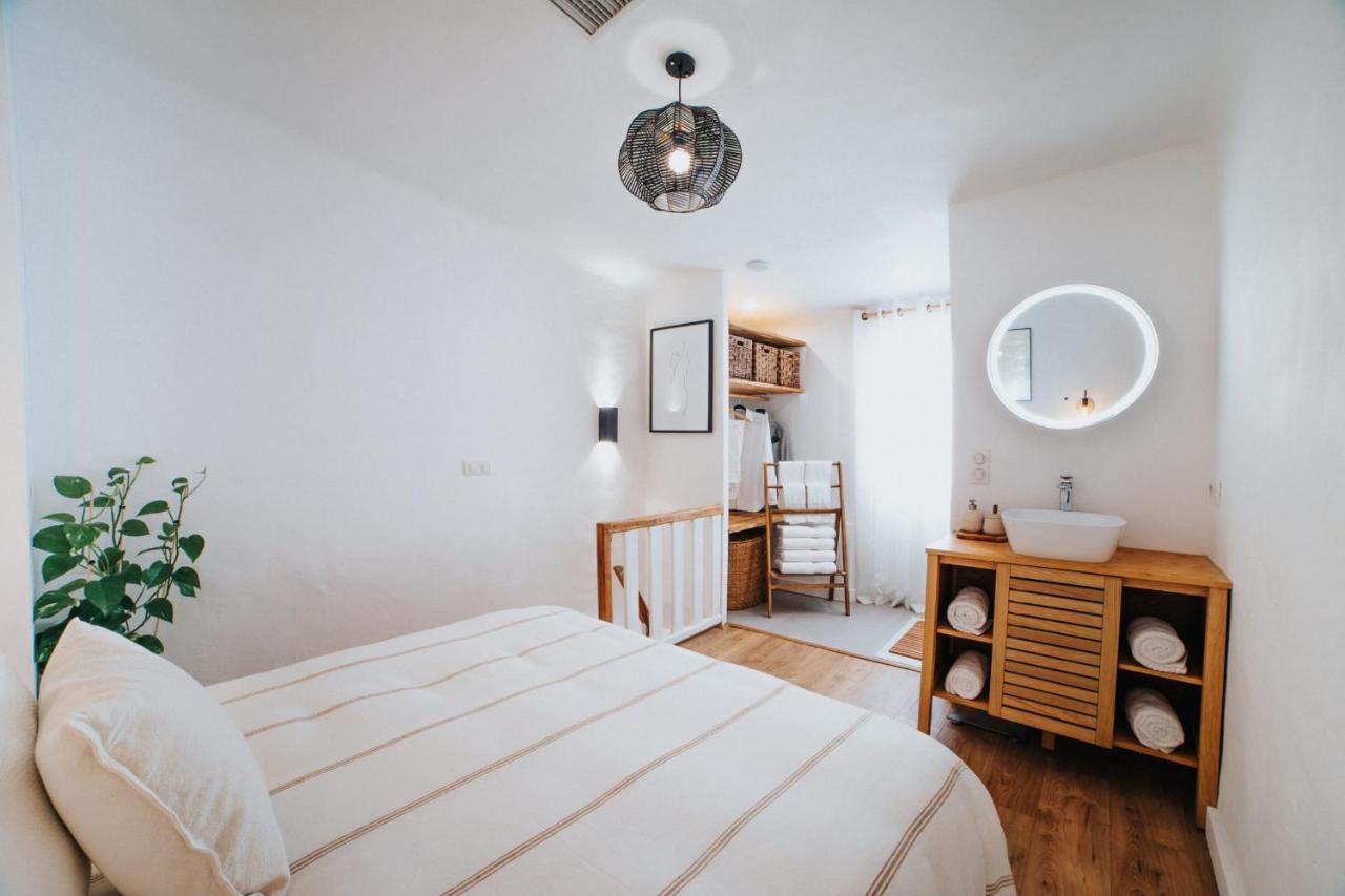 Perfect Family-oriented And Renovated Townhouse In The Old *