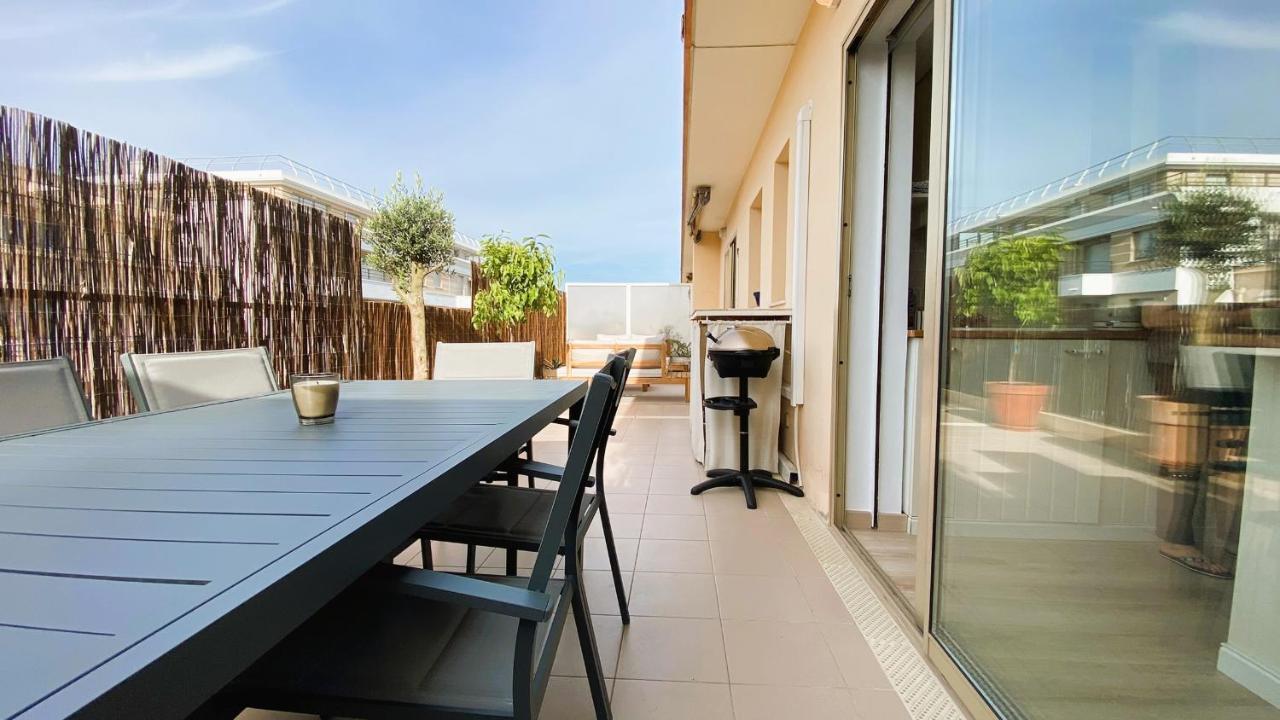 T2 Bricka La Terrasse De La Plage, Moderne, Equipe, Lumineux Antibes