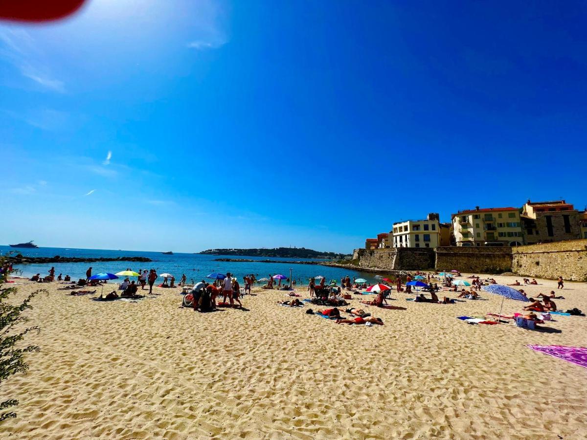 Superbe En Plein Centre Du Vieil Antibes