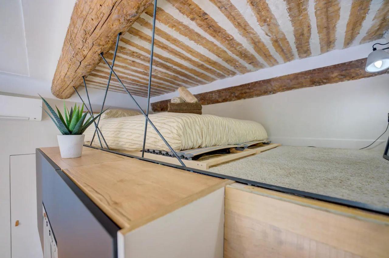 Apartment Duplex Mezzanine Near Shops & Cafes Antibes