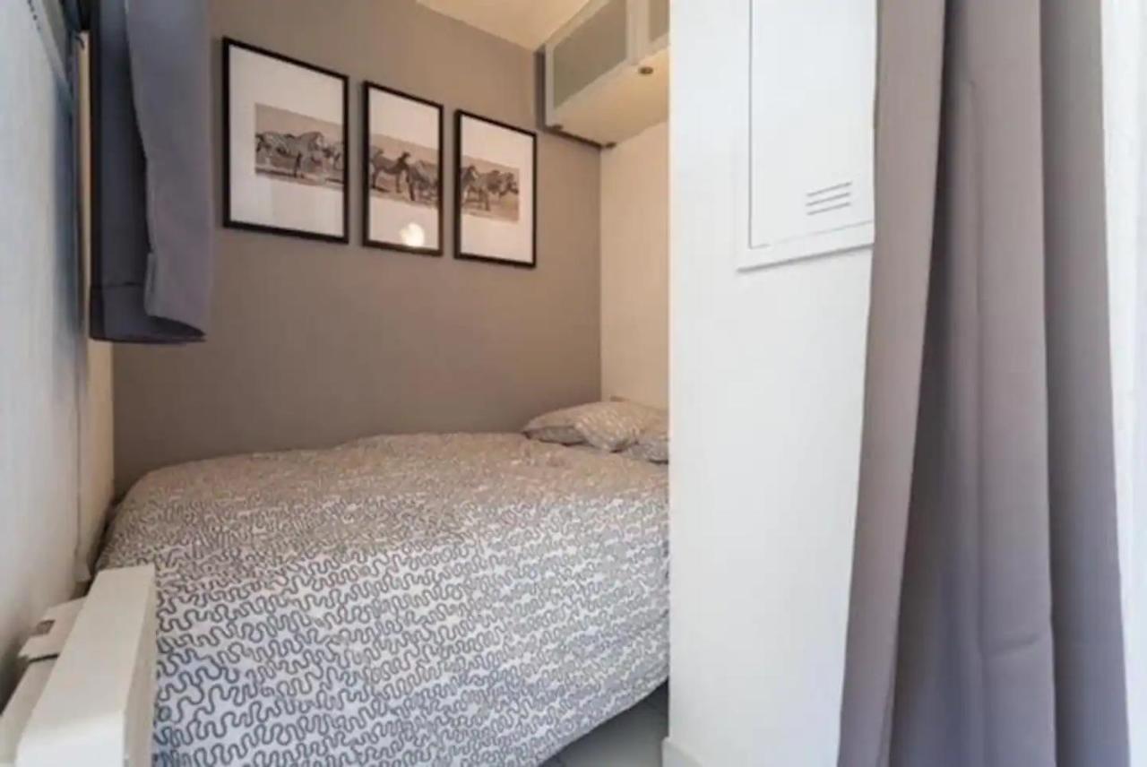 Modern W/balcony/port Views/nr Old Town *
