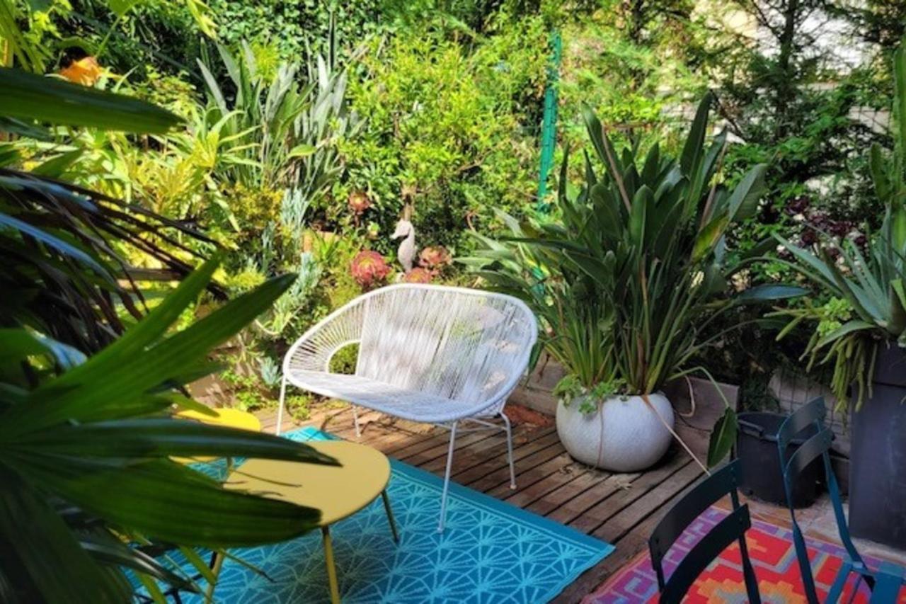 30 M With Terrace And Pool Antibes