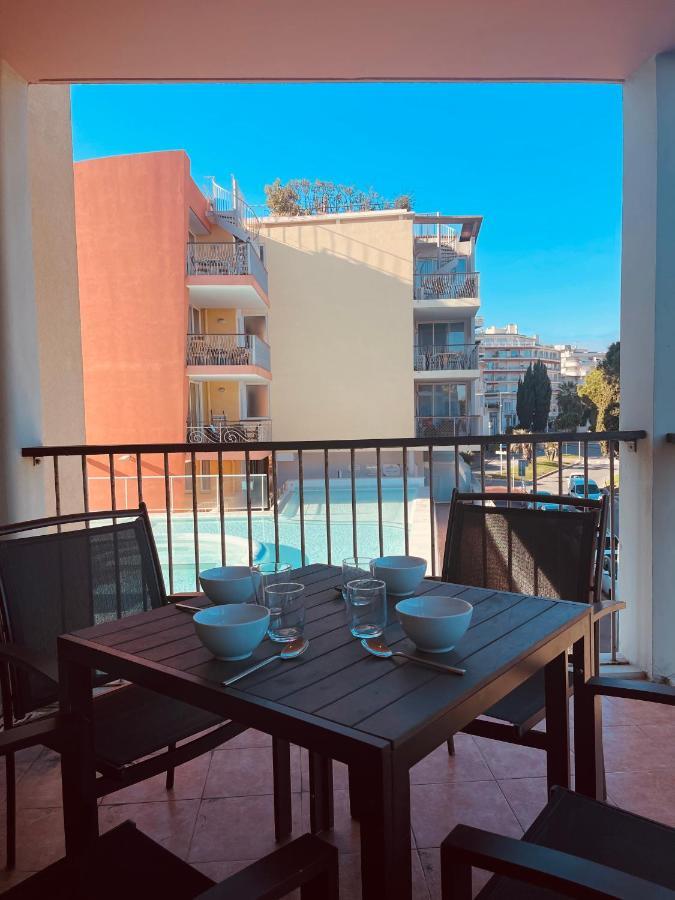 Au Port D Apartment