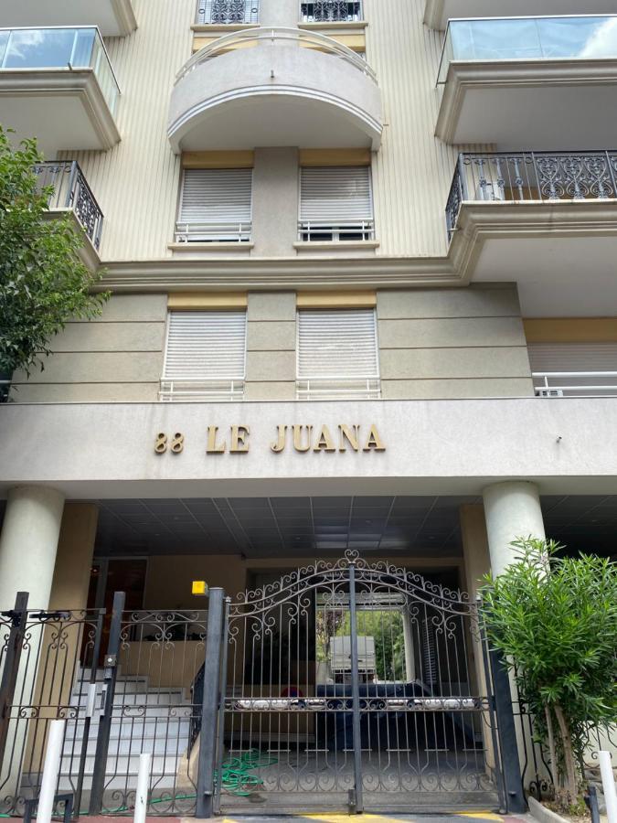 Apartment T3 Climatise Juana Avec Parking Et Proche *