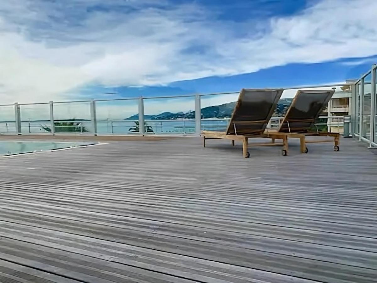 Rooftop Pool, Private Garden, At The Beach!