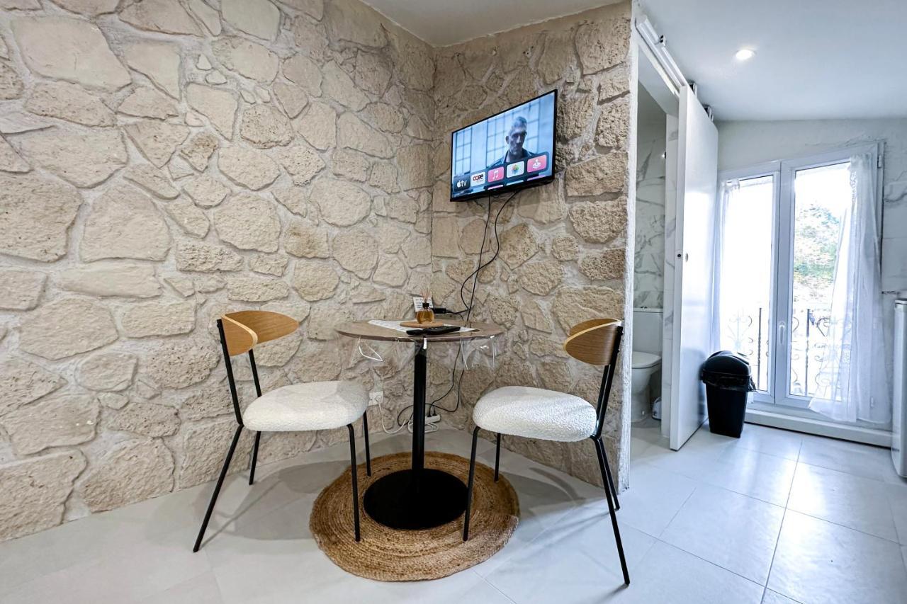 V2-studio Renove Au Centre De La Vieille