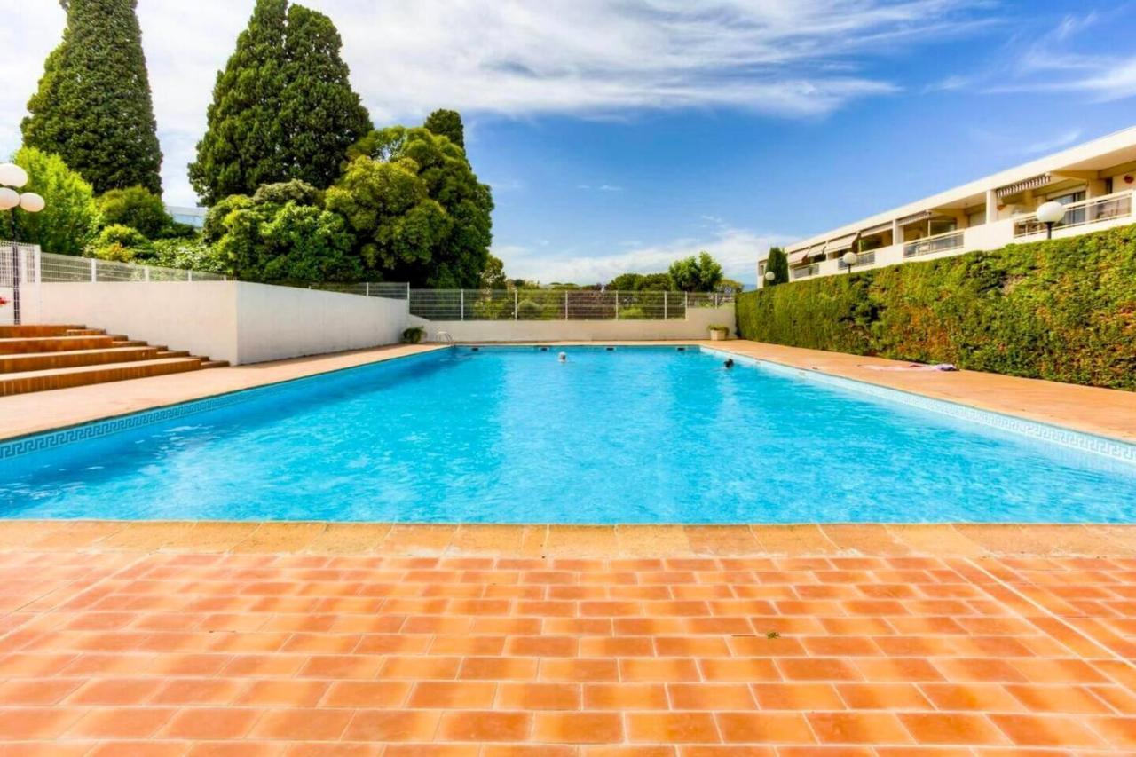 Nice 23m In A With Pool Apartamento *