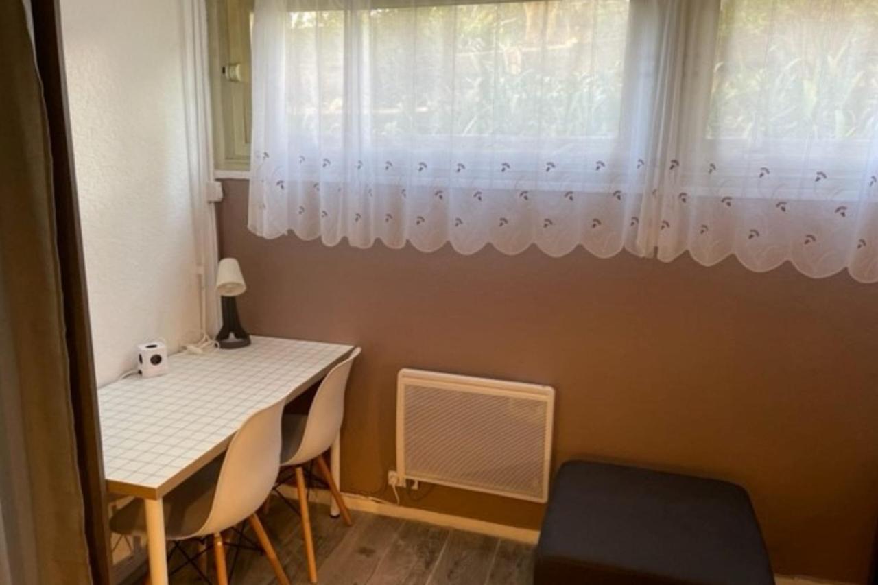 Nice 23m In A With Pool Apartamento *