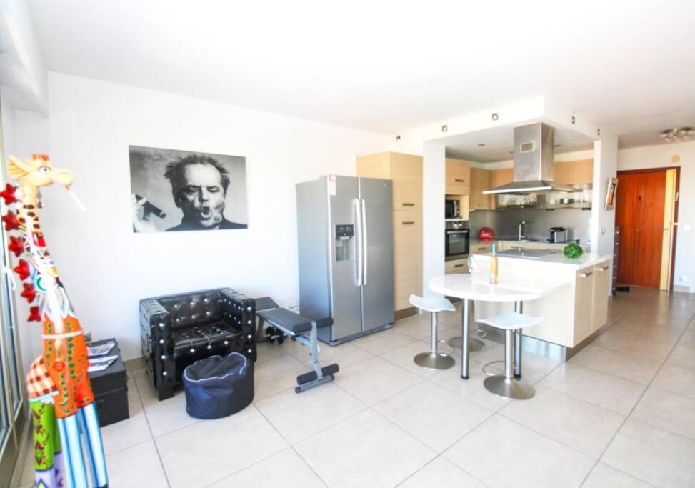 Le Regency Yourhosthelper 4* Apartment Antibes