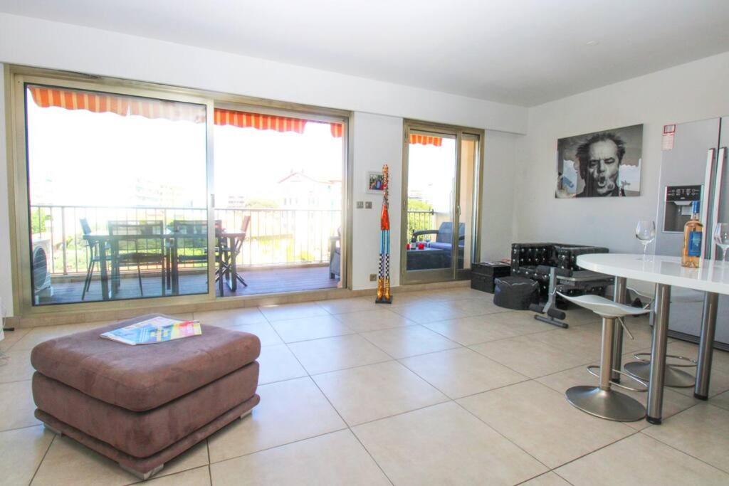 Le Regency Yourhosthelper 4* Apartment *