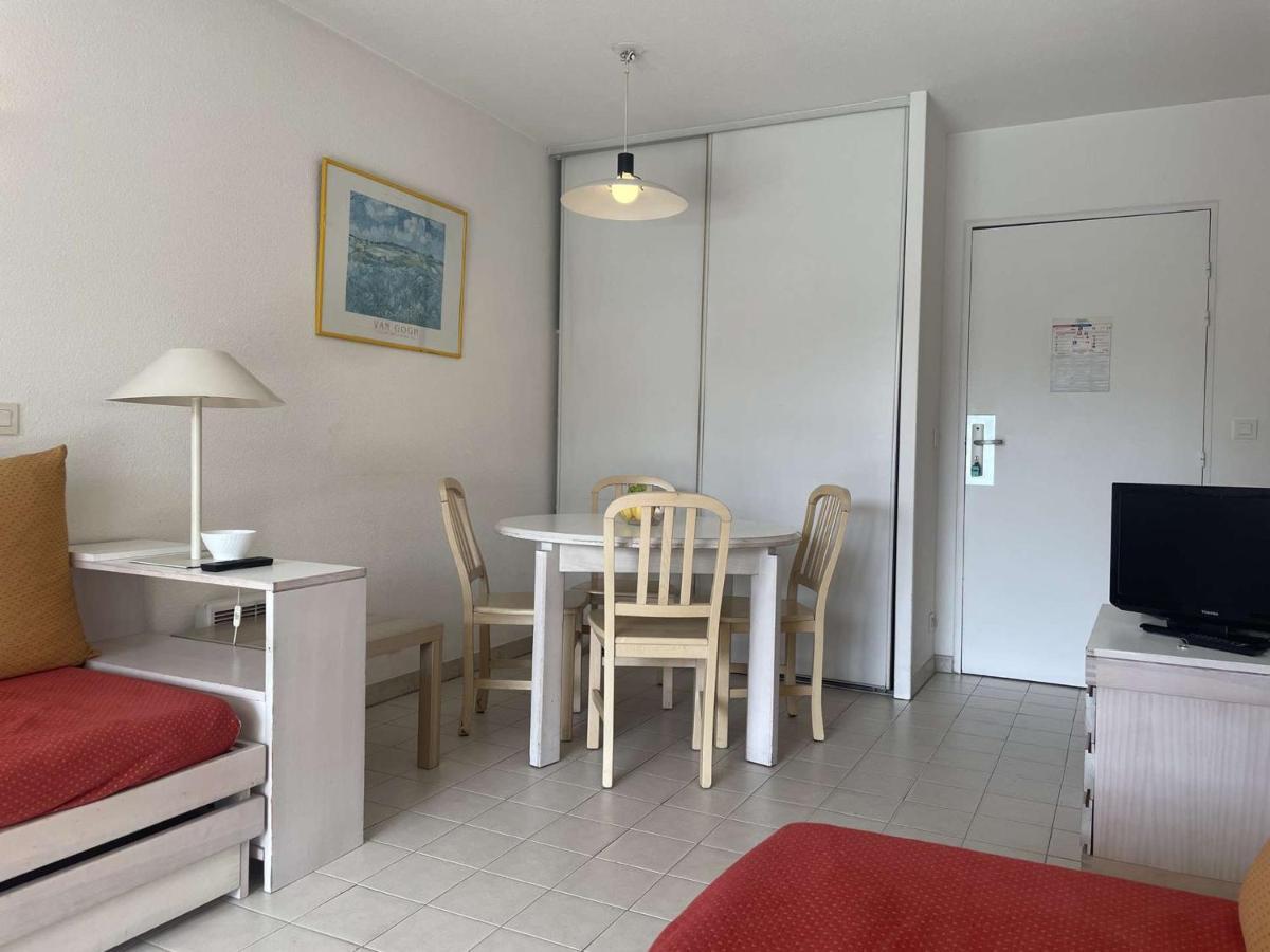 2 Pieces Avec Piscine - 4 Couchages, Juan Les Pins - Fr-1-252-190 *