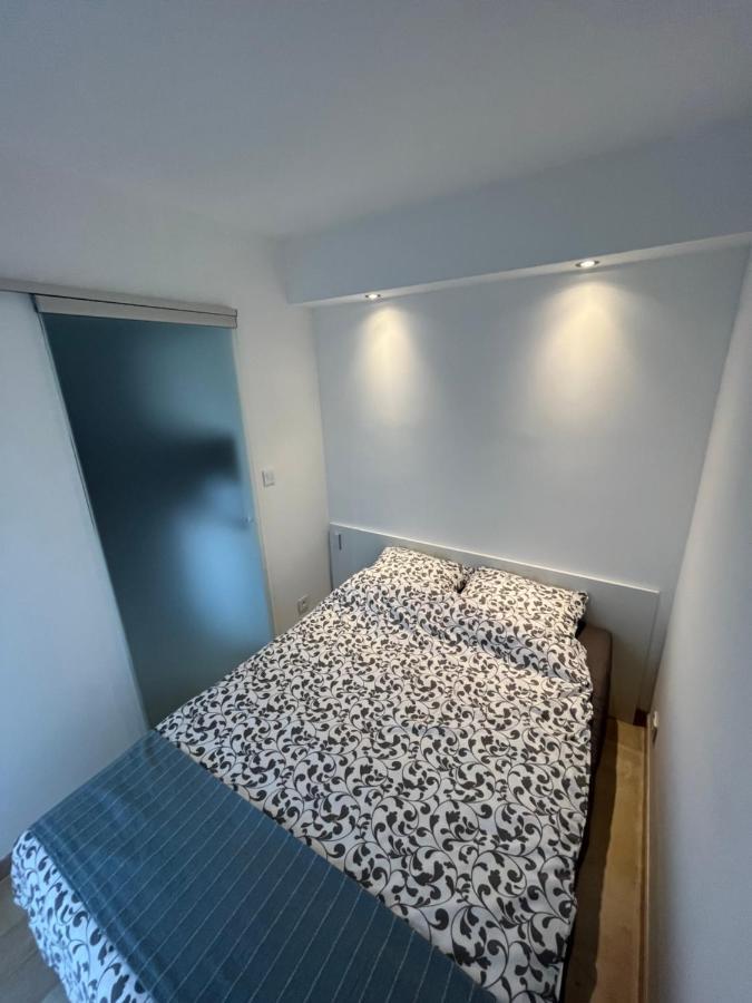 Cozy 1 Bedroom Juan-les-pins - Walk To Beaches, Restaurants, Old Town Apartment