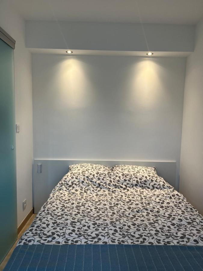 Juan-les-pins Cozy One Bedroom Near The Beaches And The Restaurants * Antibes