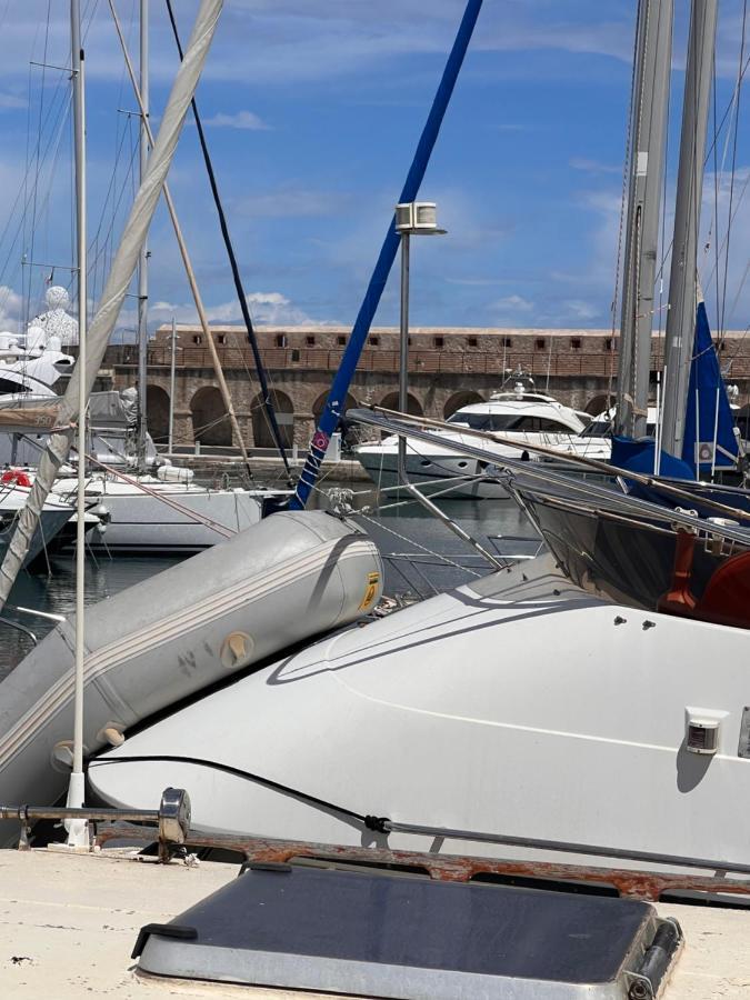 Location Botel