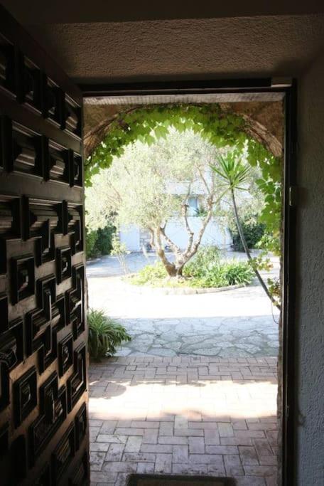 Villa Mas Provencal De Caractere Avec Vue